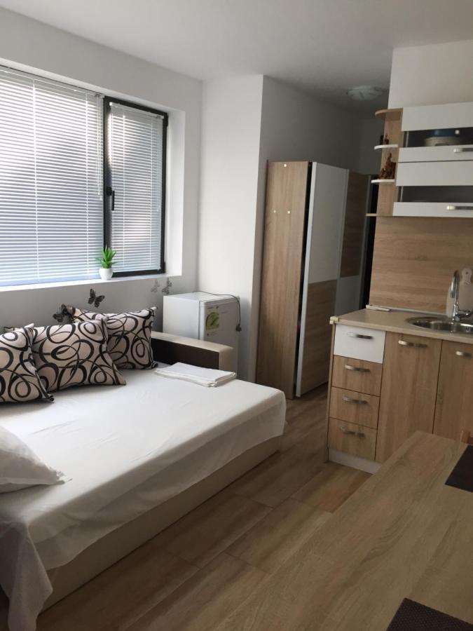 Apartament Studio Betty Burgas Zewnętrze zdjęcie